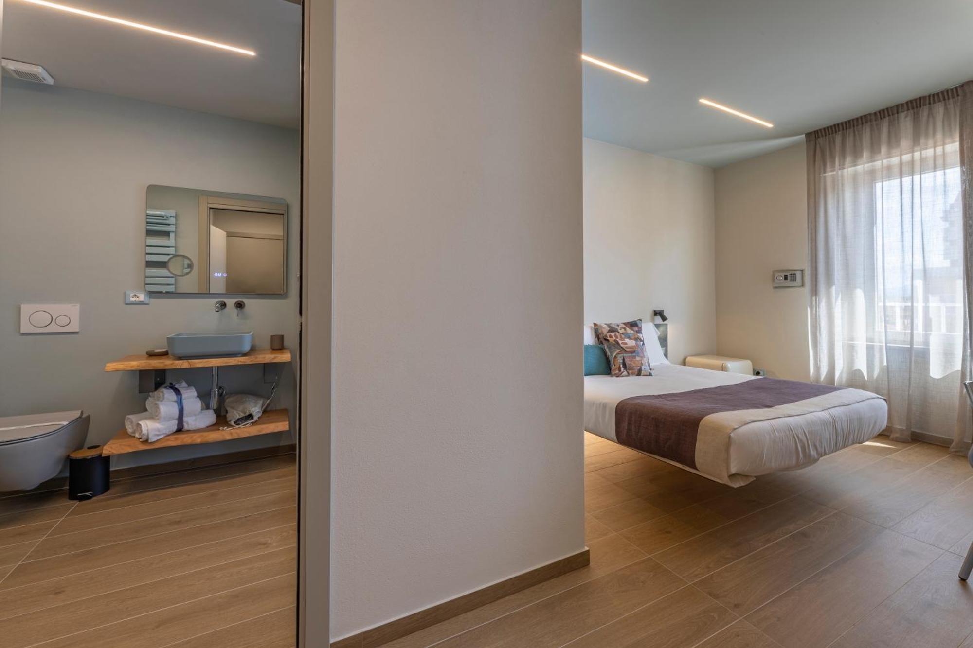 Luci Sul Mare -Boutique Rooms フォッローニカ エクステリア 写真