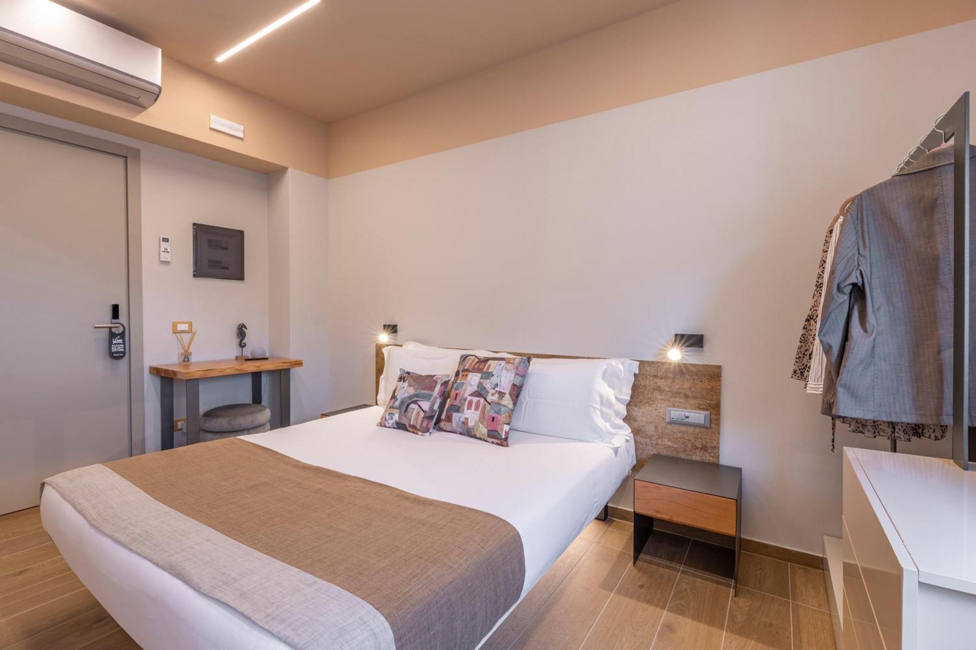 Luci Sul Mare -Boutique Rooms フォッローニカ エクステリア 写真